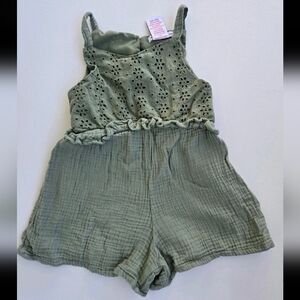 Cupcakes & Cashmere Girls Sz. 4 Green Design Eyelet Summer Romper Exc. Quality